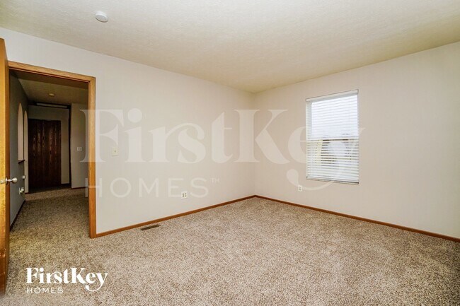 Building Photo - 212 Strathsprey Dr