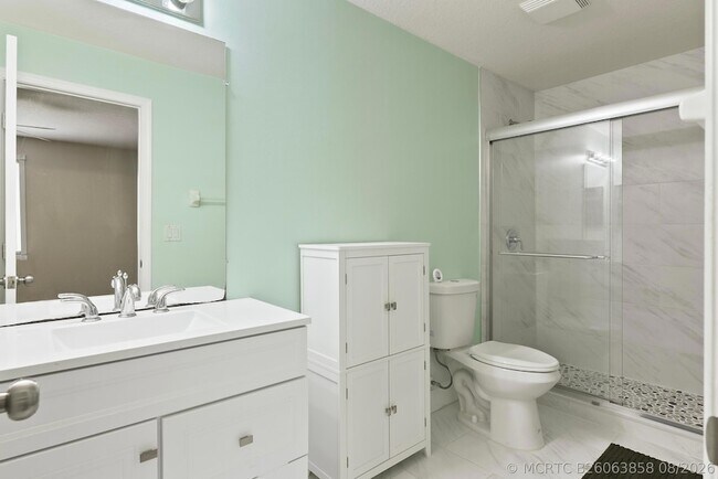 Building Photo - 2205 Marshfield Ct