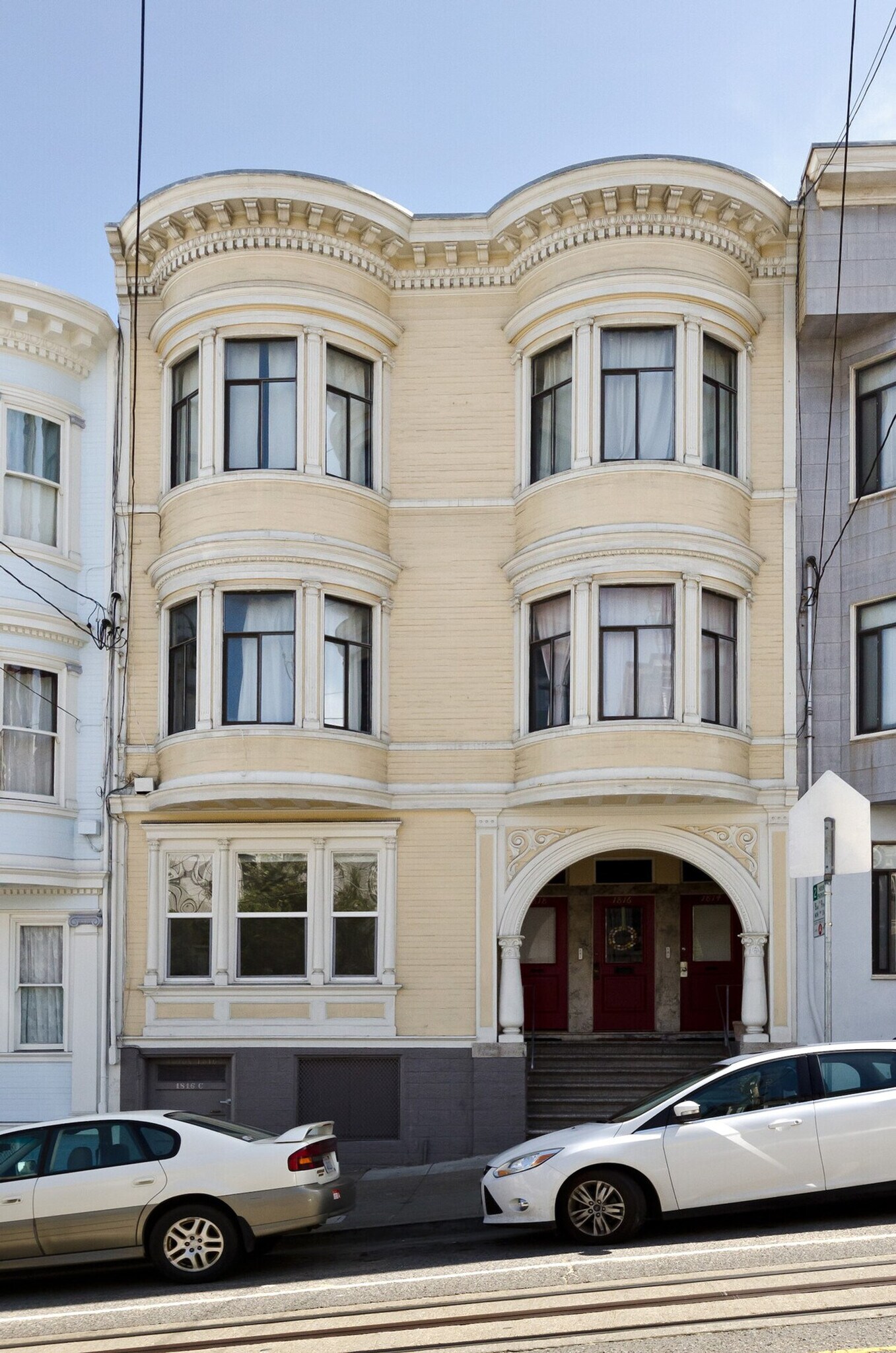 Building Photo - 877 Union St