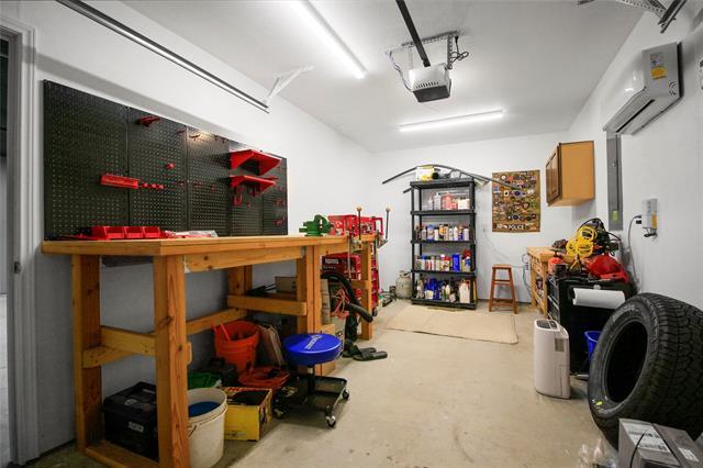 Building Photo - 2521 Weatherford Heights Dr