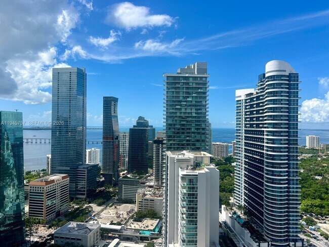 Building Photo - 1100 S Miami Ave