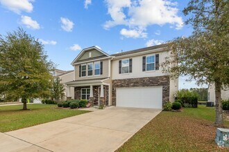 Building Photo - Lake View Four Bedroom 2.5 Bath Home