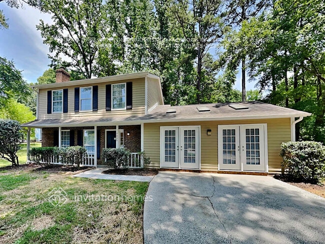 Building Photo - 7025 Markway Dr