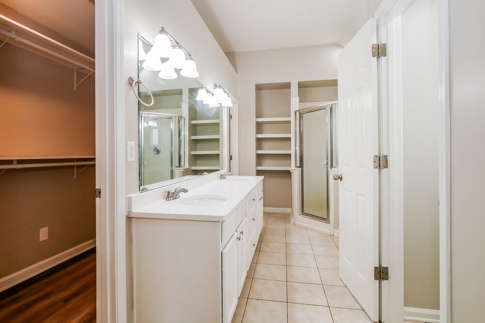 Building Photo - 8565 Griffin Park Dr