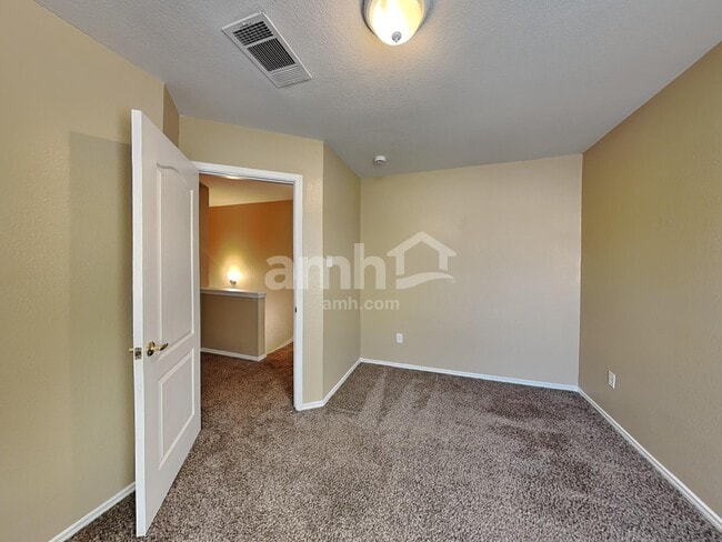 Building Photo - 7537 Marble Ridge Dr