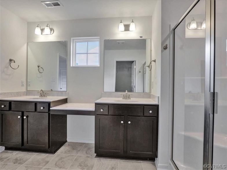 Building Photo - 3045 Fletcher Aly