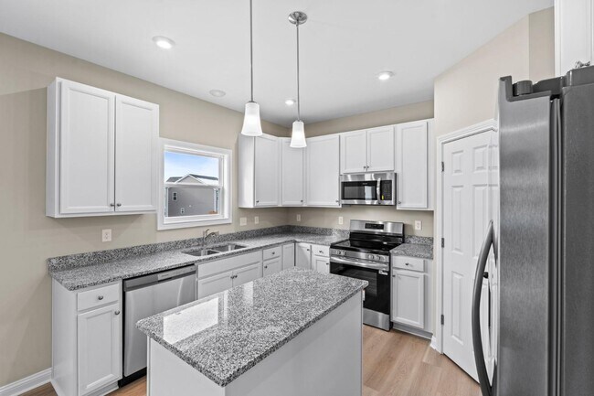 Building Photo - 116 Lambert Fld