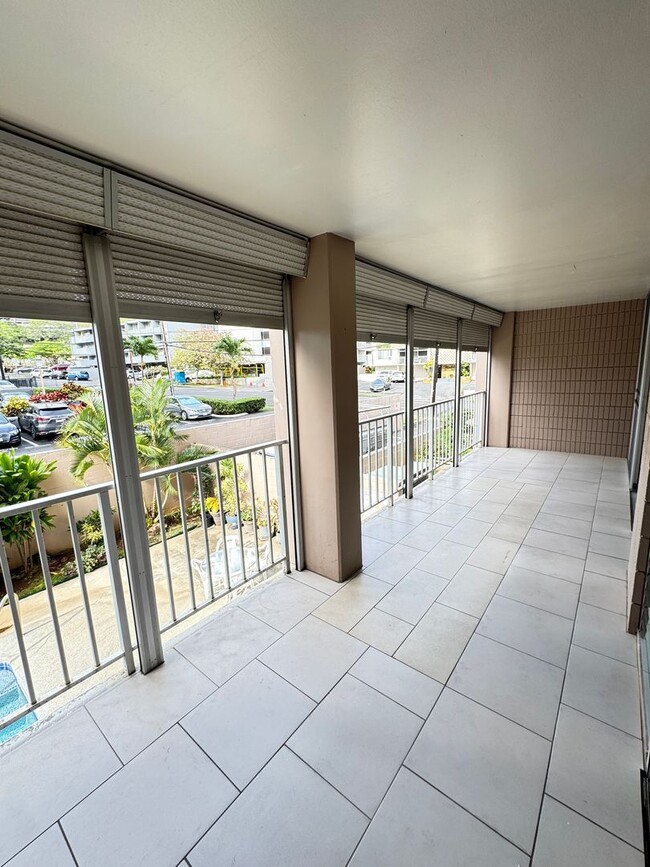 Building Photo - Wilder Terrace- 1 bed, 1 bath, 1 parking s...