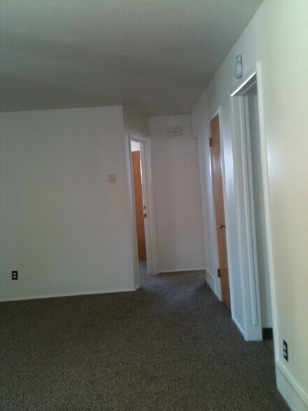 Building Photo - 4204 3rd Ave N