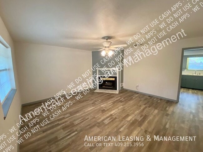 Building Photo - 296 Cedar Bend St