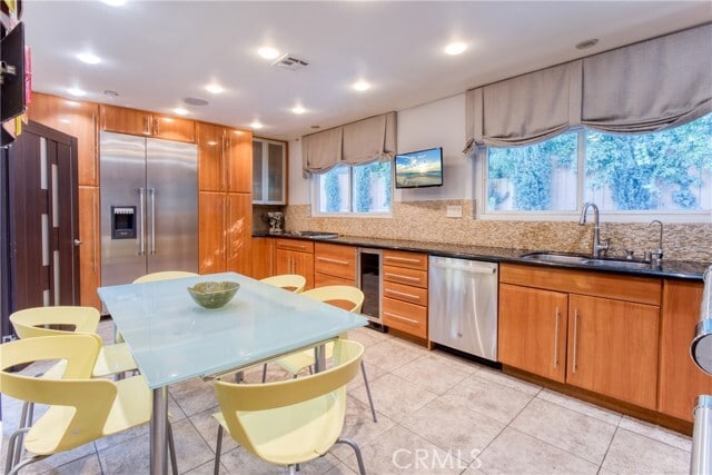 Building Photo - 7796 Skyhill Dr