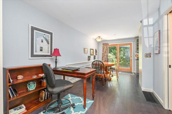 Building Photo - 33 West Rd