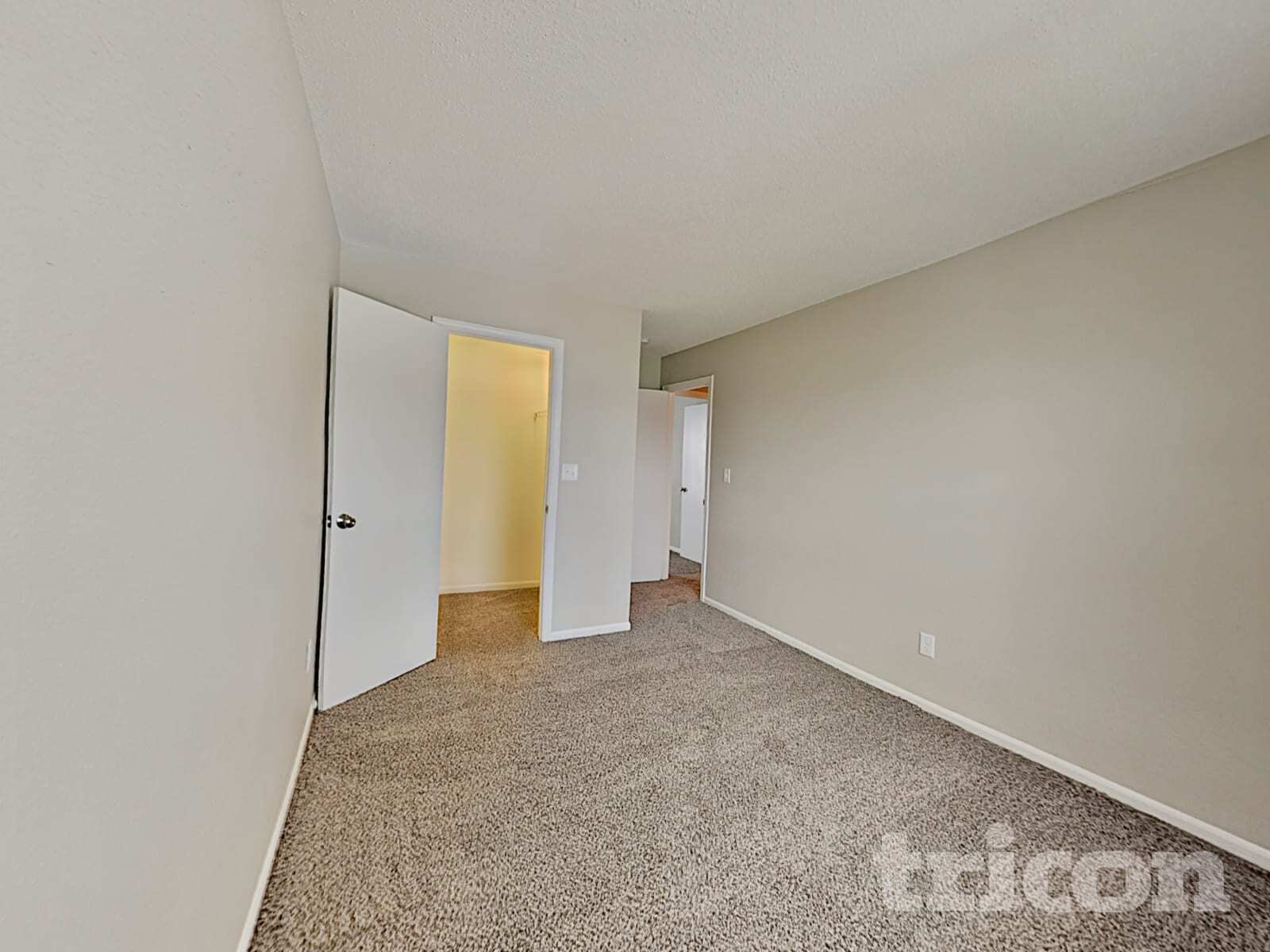 Building Photo - 2022 Twin Leaf Ct