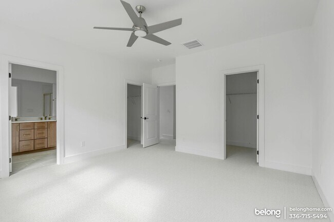 Building Photo - 2120 Opulent Oaks Ln