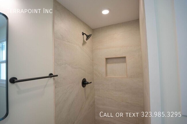 Building Photo - 1038 Westmoreland Ave