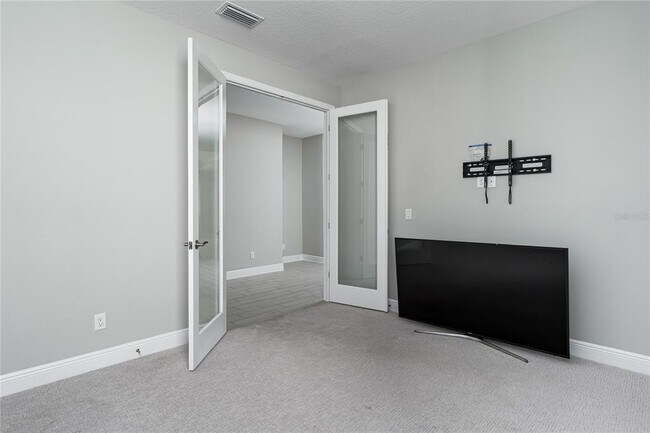 Building Photo - 3603 Quiet Dr