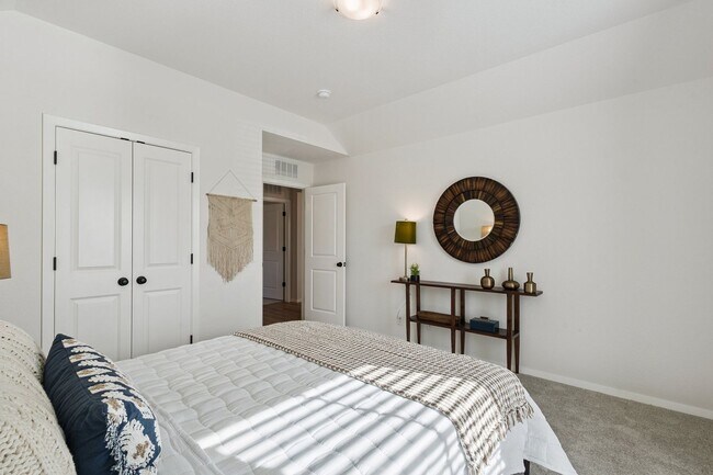 Building Photo - Modern Comfort Meets Turn-Key Living in Owasso’s Newest Build