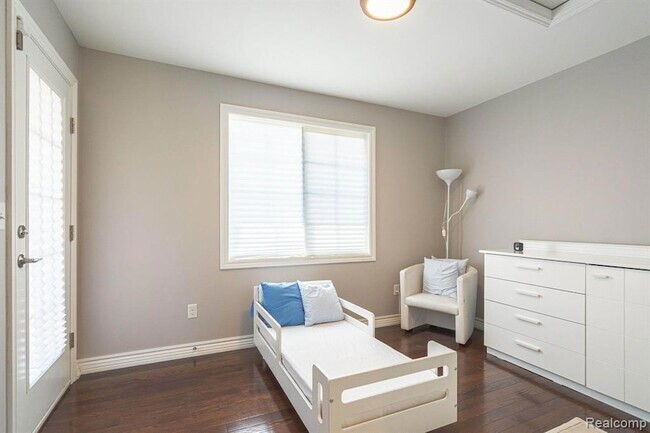 Building Photo - 4906 Stonehenge Dr