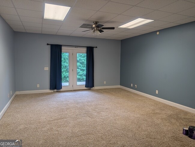 Building Photo - 388 Ross Ridge Rd