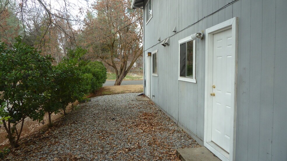 Building Photo - 4832 Fort Peck St