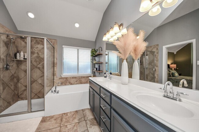 Building Photo - 26407 Bright Sky Ct