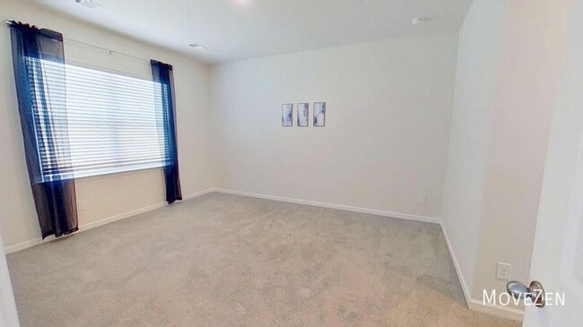 Building Photo - 1131 Staghorn Ave