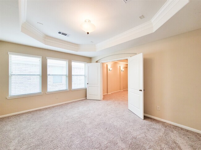 Building Photo - 2611 Yaletzi Ln