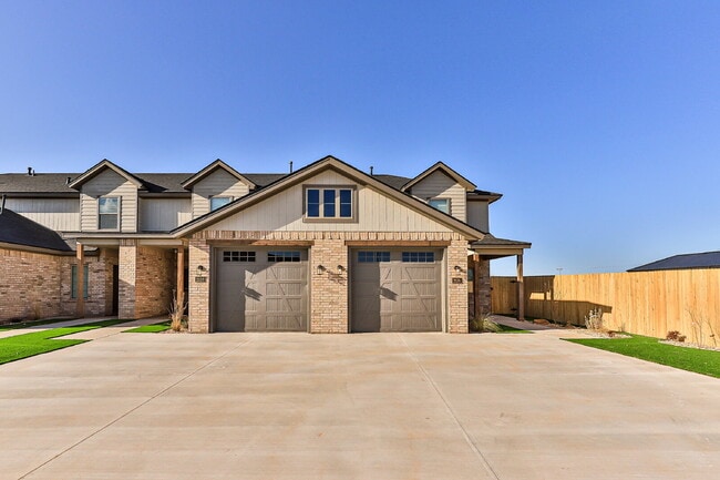 Building Photo - Modern Two Bedroom Townhome In Cooper!