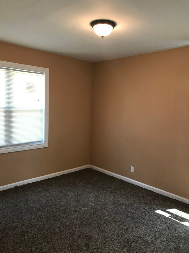 Building Photo - 7265 Braile St