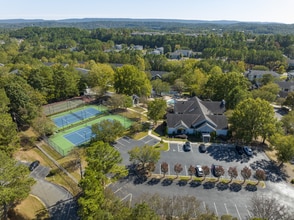 Building Photo - Park at Hoover