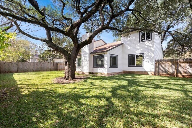 Building Photo - 12223 Cabana Ln