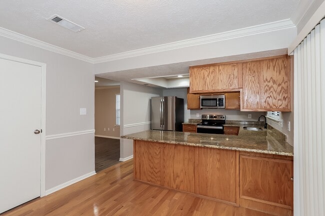 Building Photo - 1406 Mayweather Ln