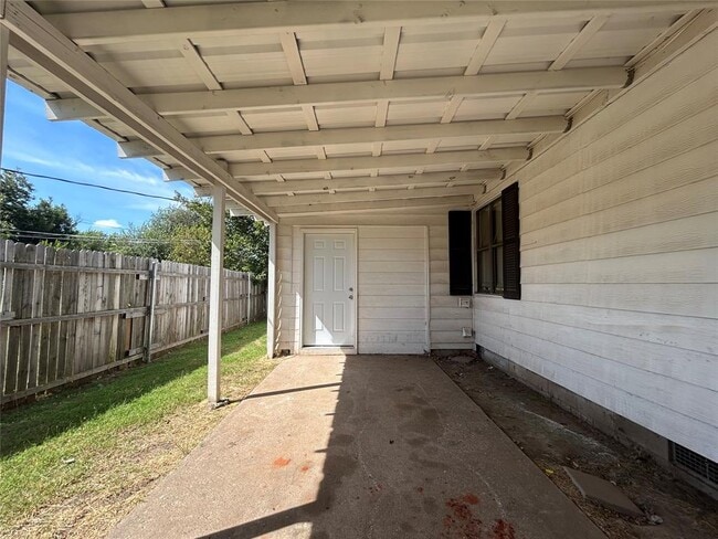 Building Photo - 3729 N Maney St