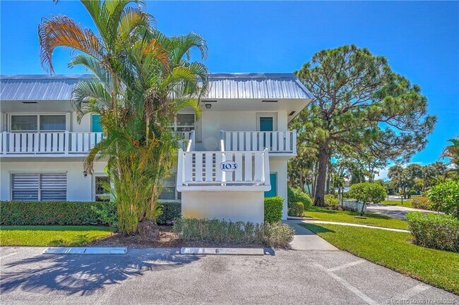 Building Photo - 2929 SE Ocean Blvd