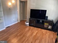 Building Photo - 359 W Main St