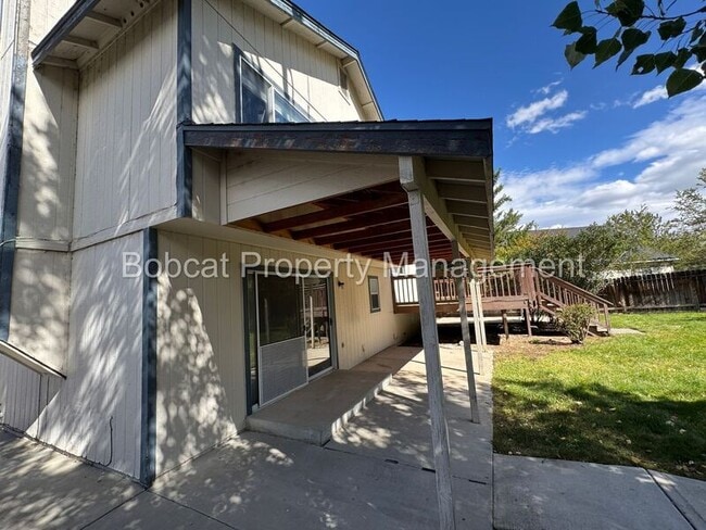 Building Photo - 4123 Sweetwater Dr