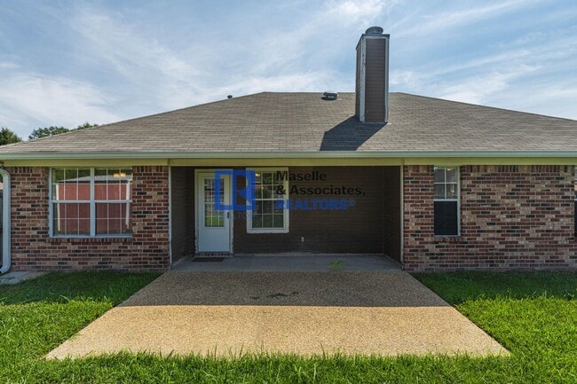 Building Photo - 3 Bed/2 Bath Home in Branch Creek in Byram