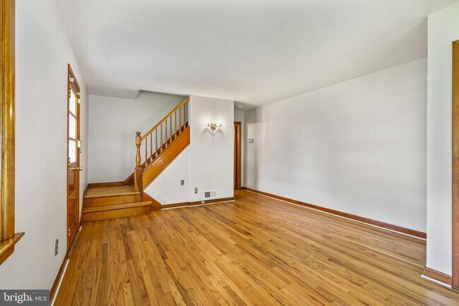 Building Photo - 1125 Parkway Ave