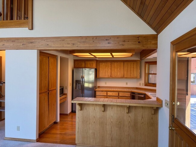 Building Photo - Spacious 3-Bedroom Home on 12 Private Acres between Bend and Sisters!