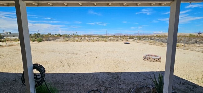 Building Photo - 74242 Pinon Dr