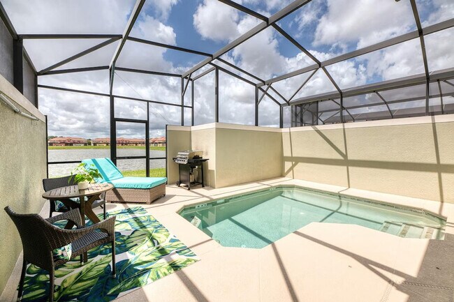 Building Photo - 8938 Cuban Palm Rd