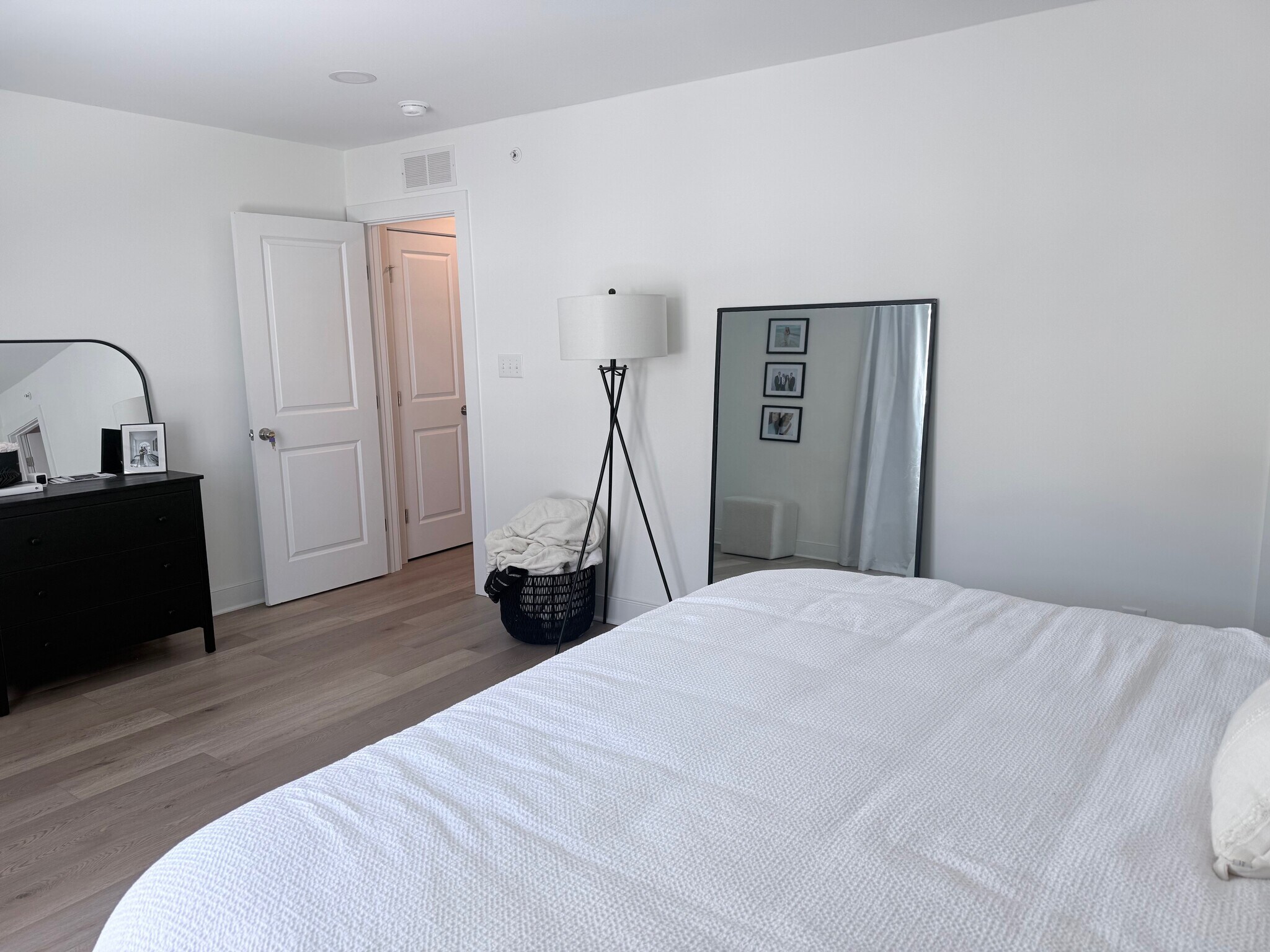 Building Photo - 245 Limehouse Rd