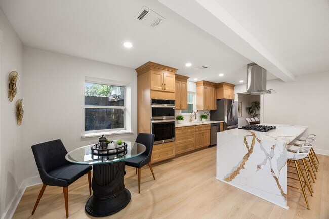 Building Photo - 2830 Triway Ln