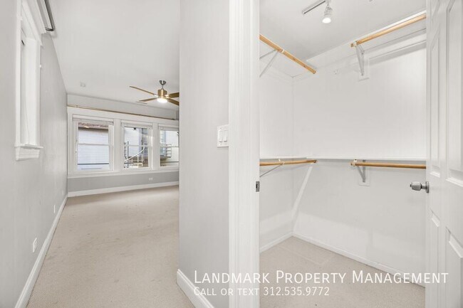 Building Photo - 1436 W Henderson St