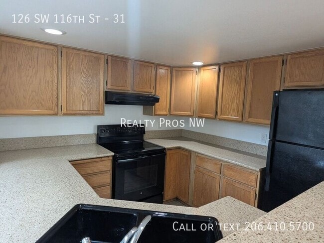 Building Photo - 126 SW 116th St