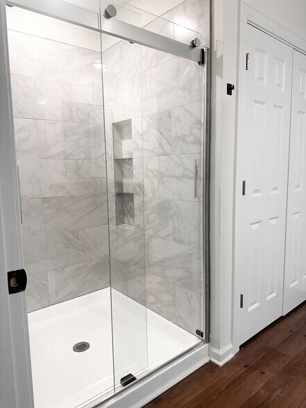 Building Photo - 3851 Longmore Ln