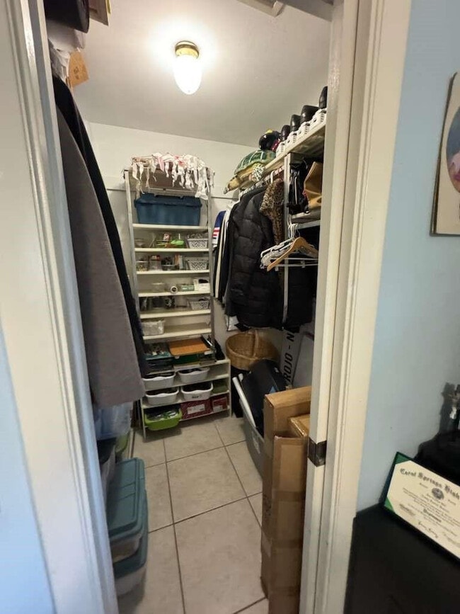 Building Photo - 1726 NW 82nd Ave