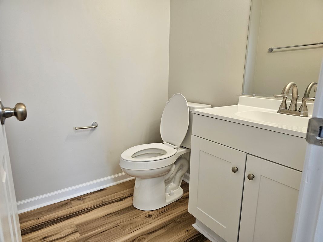 Building Photo - 2329 Avalon Wds Dr