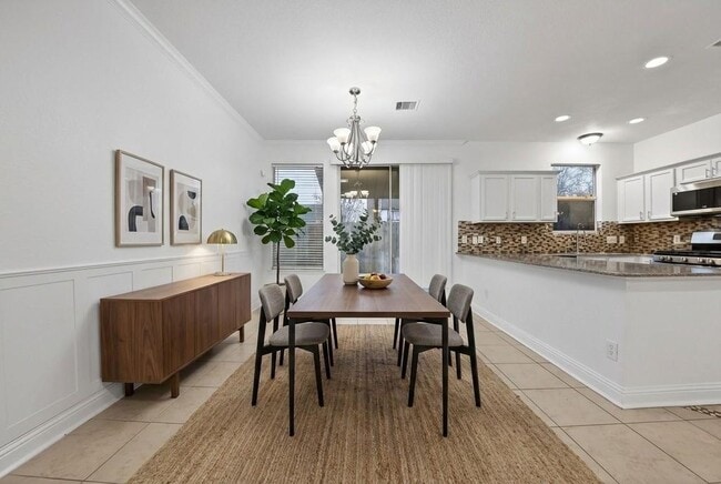 Building Photo - 13150 Lawsons Creek Ln