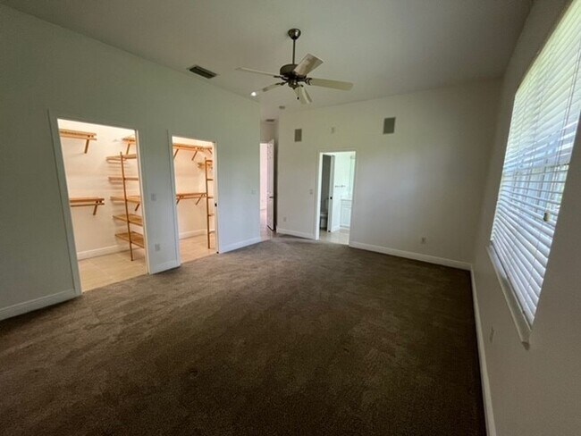 Building Photo - 14021 Bently Cir